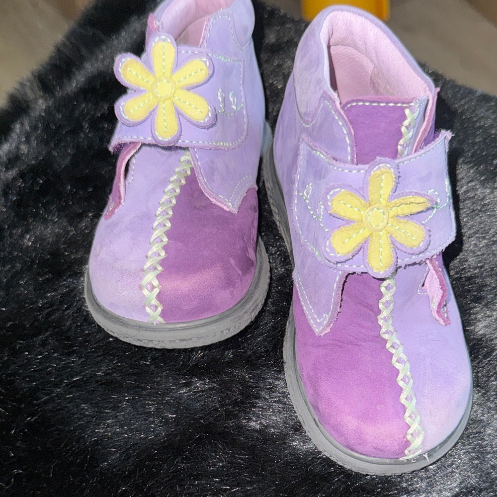 Charming Umi Purple and Yellow Kids Boots sz 23 or 6 us
